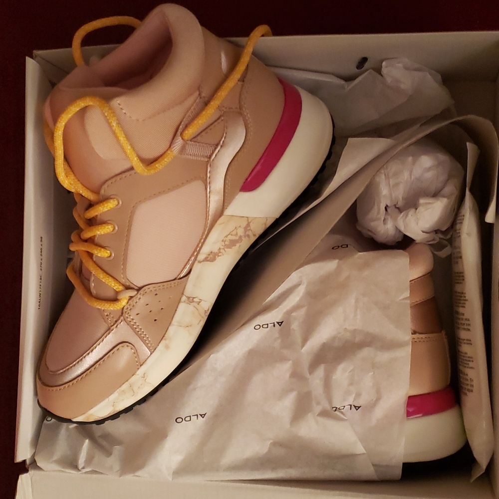 Aldo high top sneakers size 6 (fit like 5/5.5)